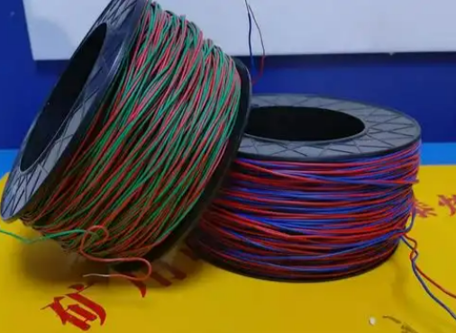 皇桐镇放炮线的主要材质有哪些？不同材质的适用场景有何区别？